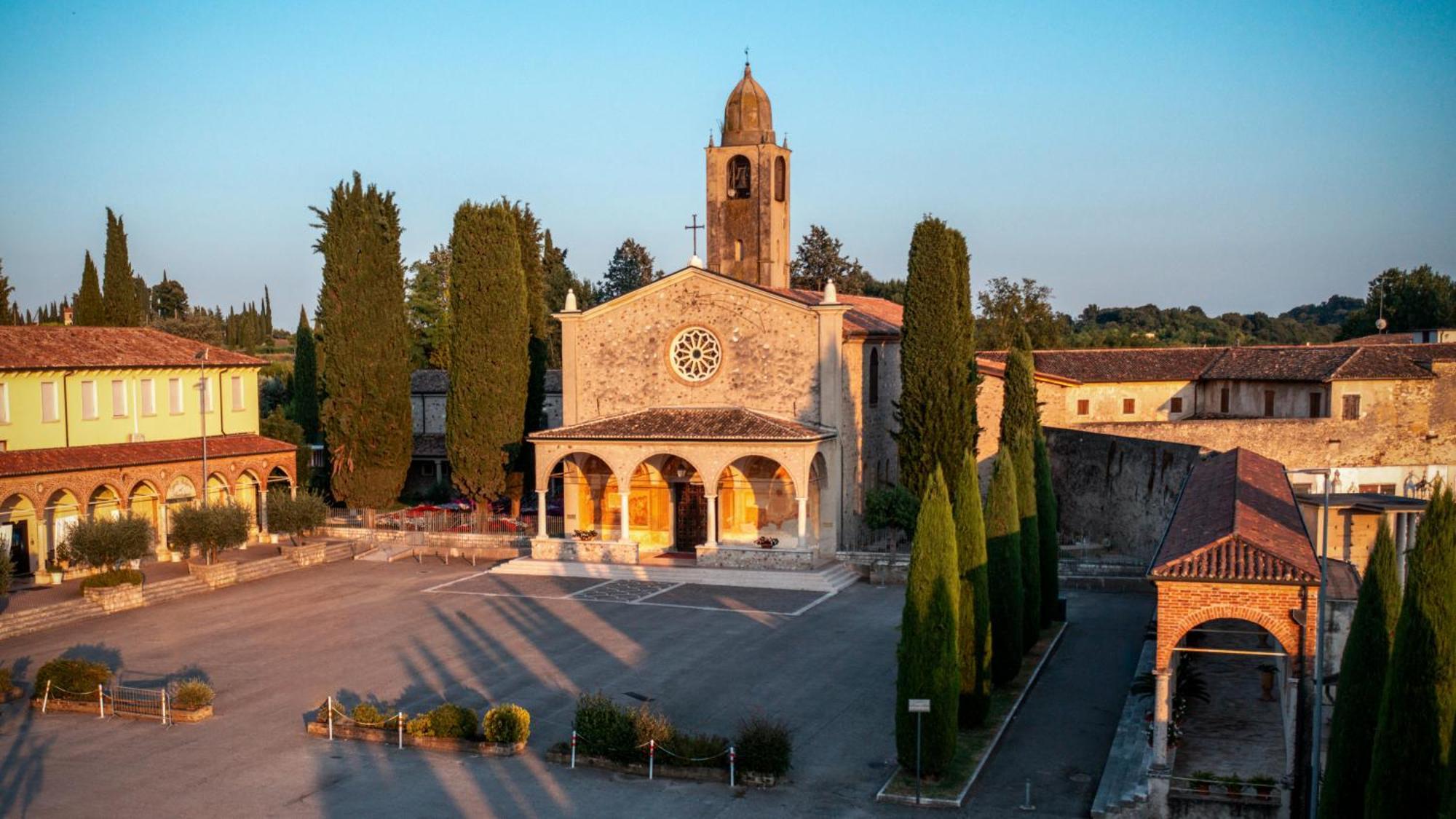 Locanda Al Santuario Пескиера дел Гарда Екстериор снимка